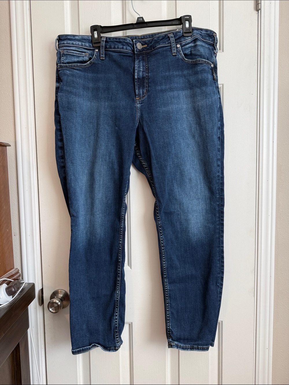 Silver Jeans Women's Boyfriend Jeans in Indigo Blue Wash